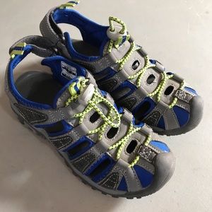 Hi-Tec Little Boys Sandals Shoes Size 13